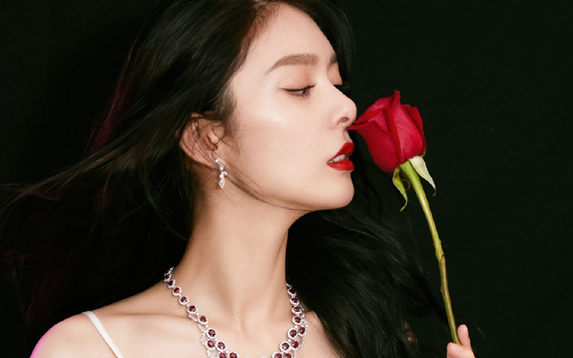 高清湖南性感女星火箭少女101傅菁写真花絮图片图片
