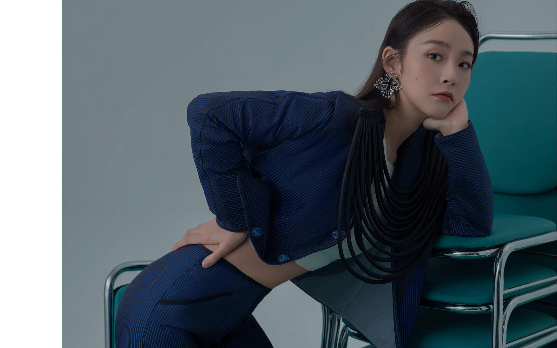 高清吉林省辽源女明星张佳宁百变时尚高清桌面壁纸图片 高清吉林省辽源女明星张佳宁百变时尚高清桌面壁纸图片