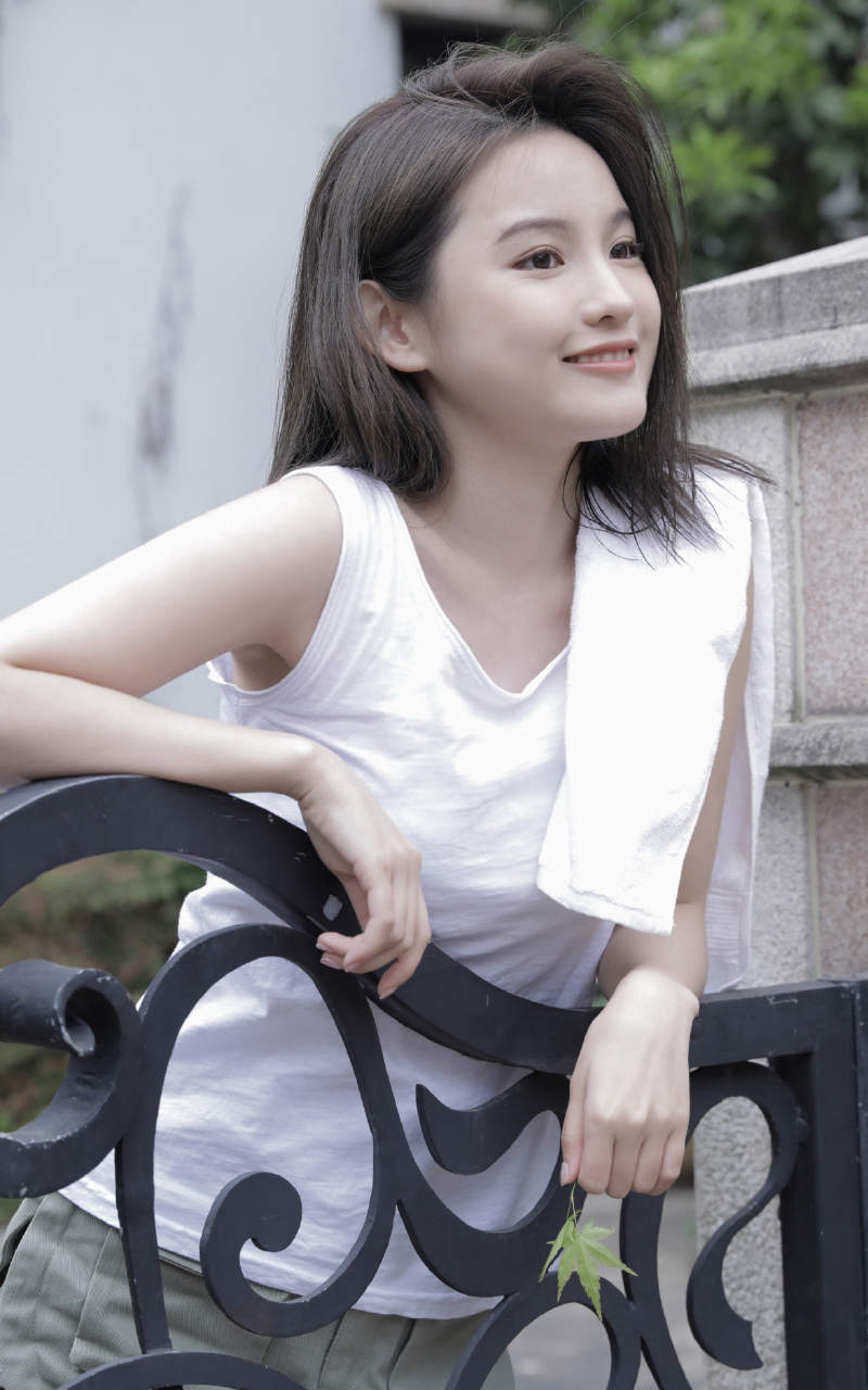 清纯可爱动漫美女手机壁纸图片