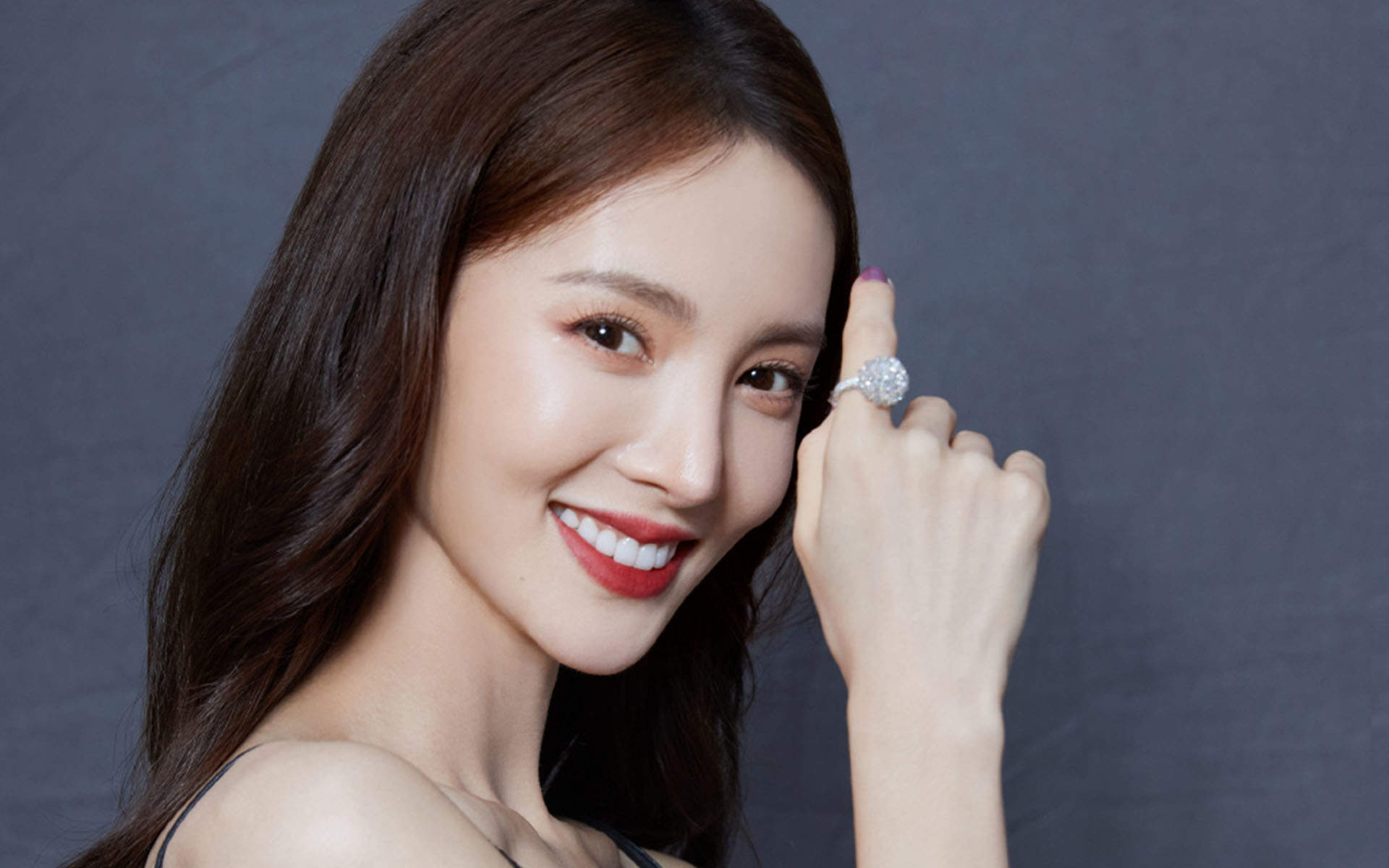 中国大陆山东济南女演员平面模特金晨白衫清新甜美写真图片图片