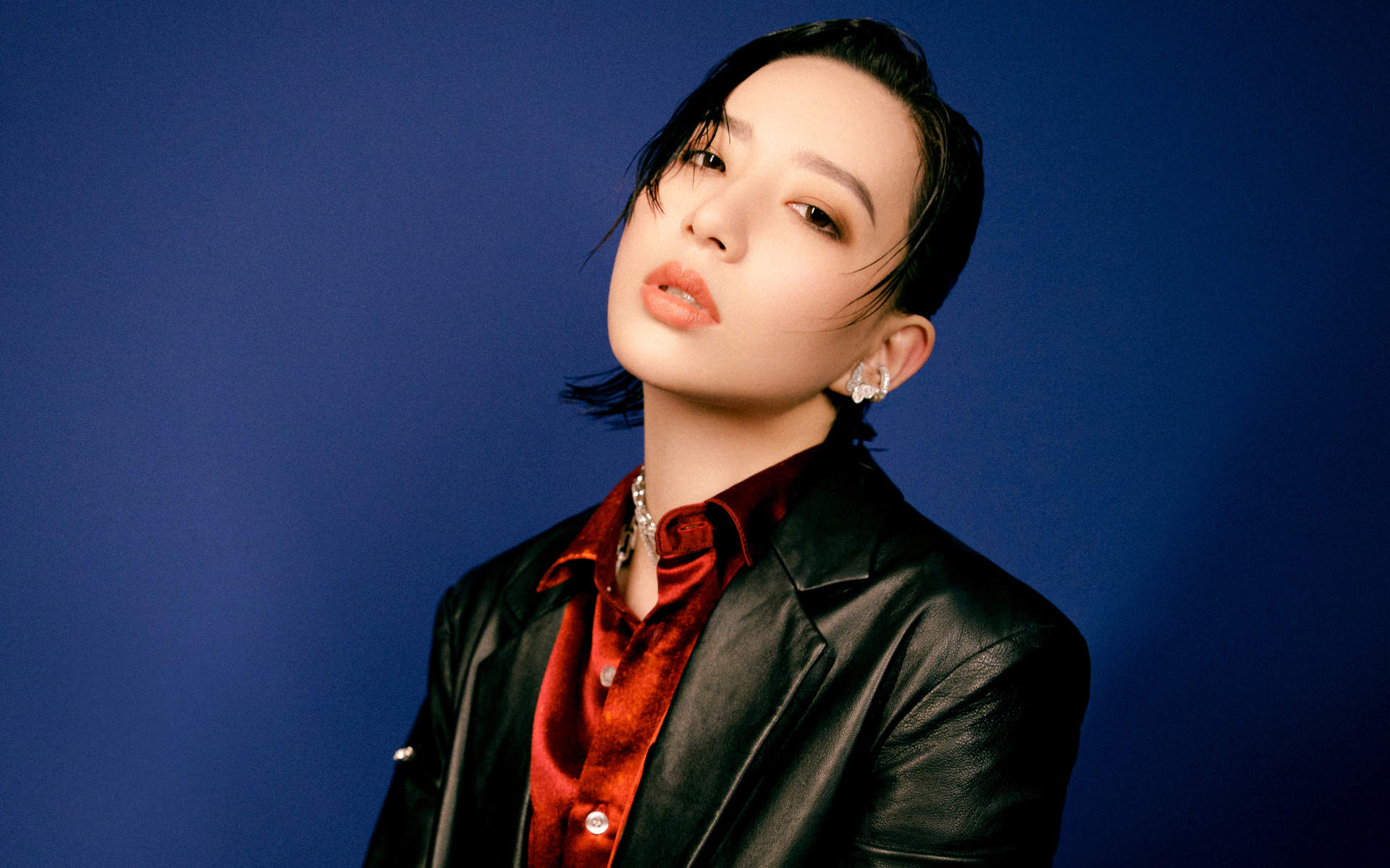 高清四川成都美女李斯丹妮酷飒写真高清手机壁纸图片