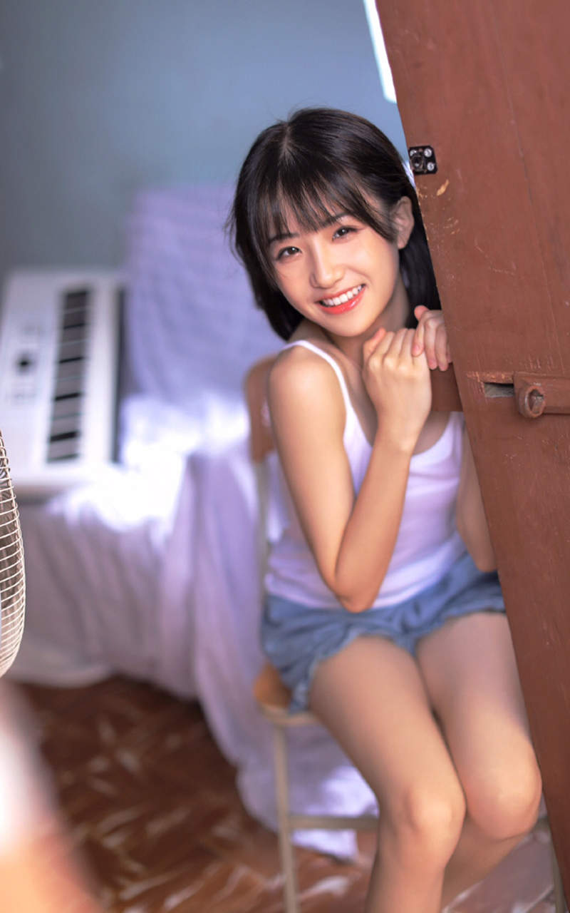 清纯可爱动漫美女手机壁纸图片