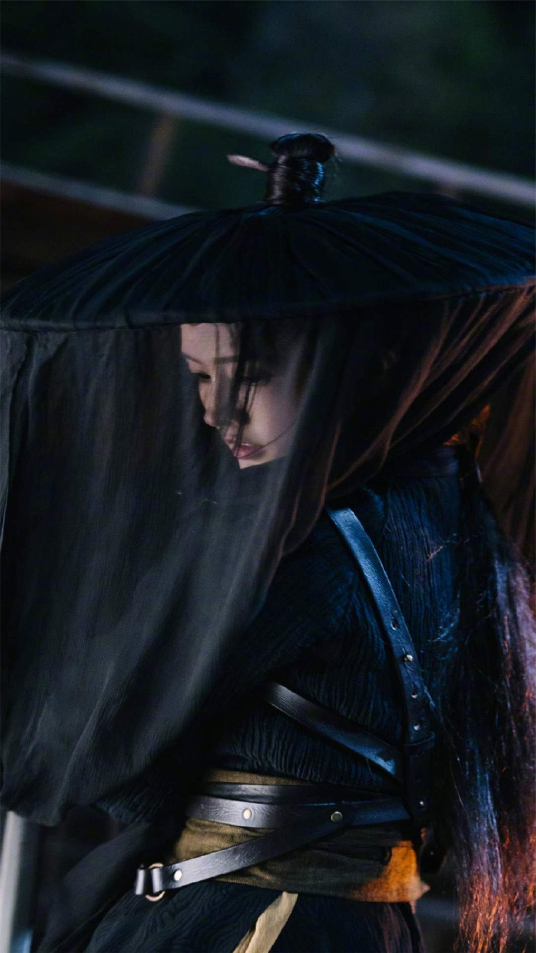 中国内地江苏省苏州市影视女演员李沁甜美俏皮写真手机壁纸图片