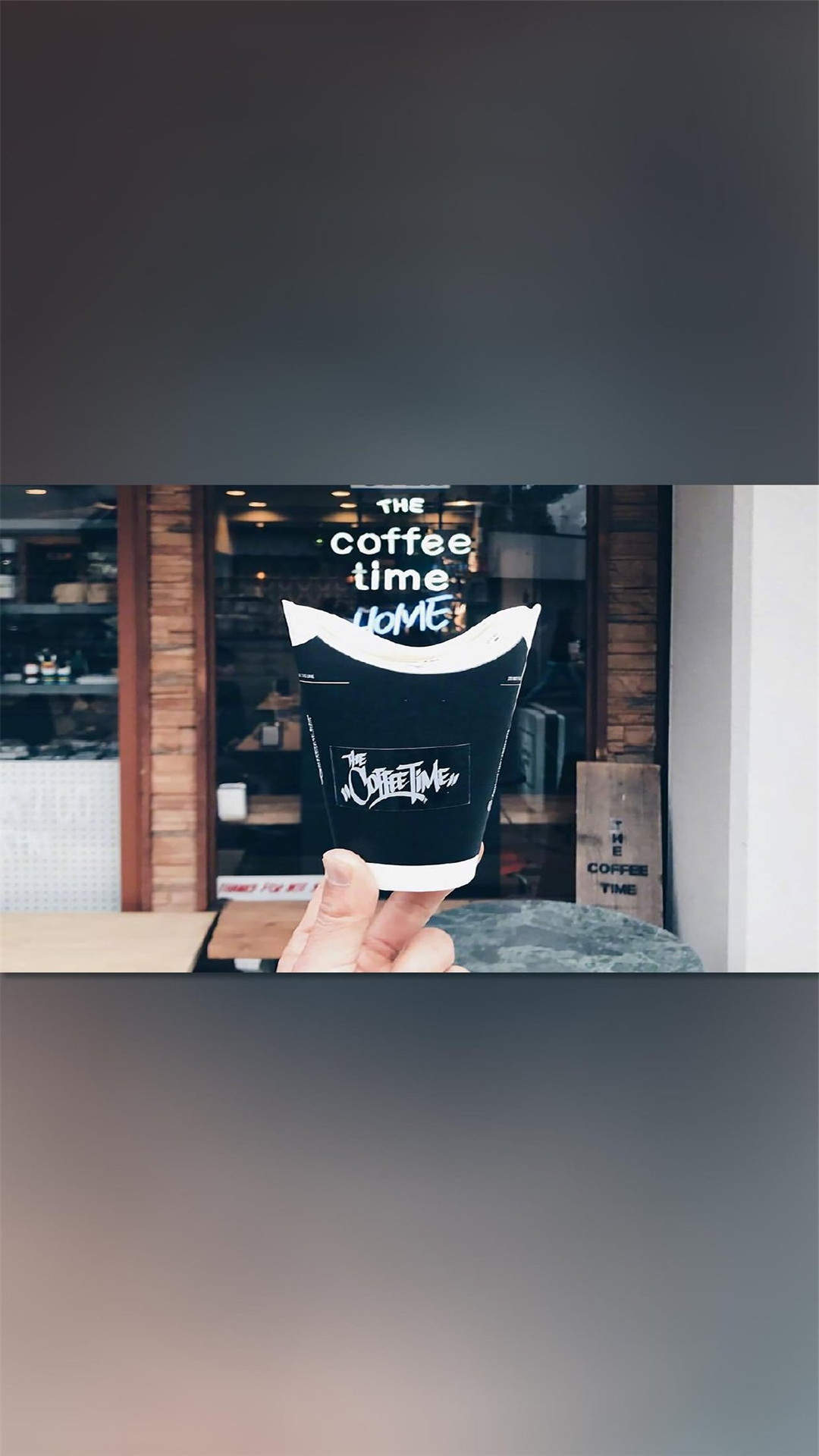 简约创意花环咖啡手机壁纸图片