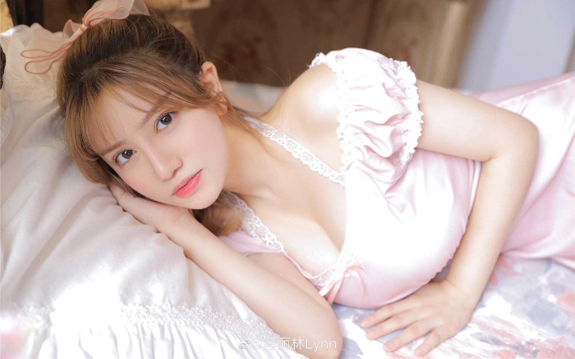 绿色嫩芽图片高清电脑壁纸图片