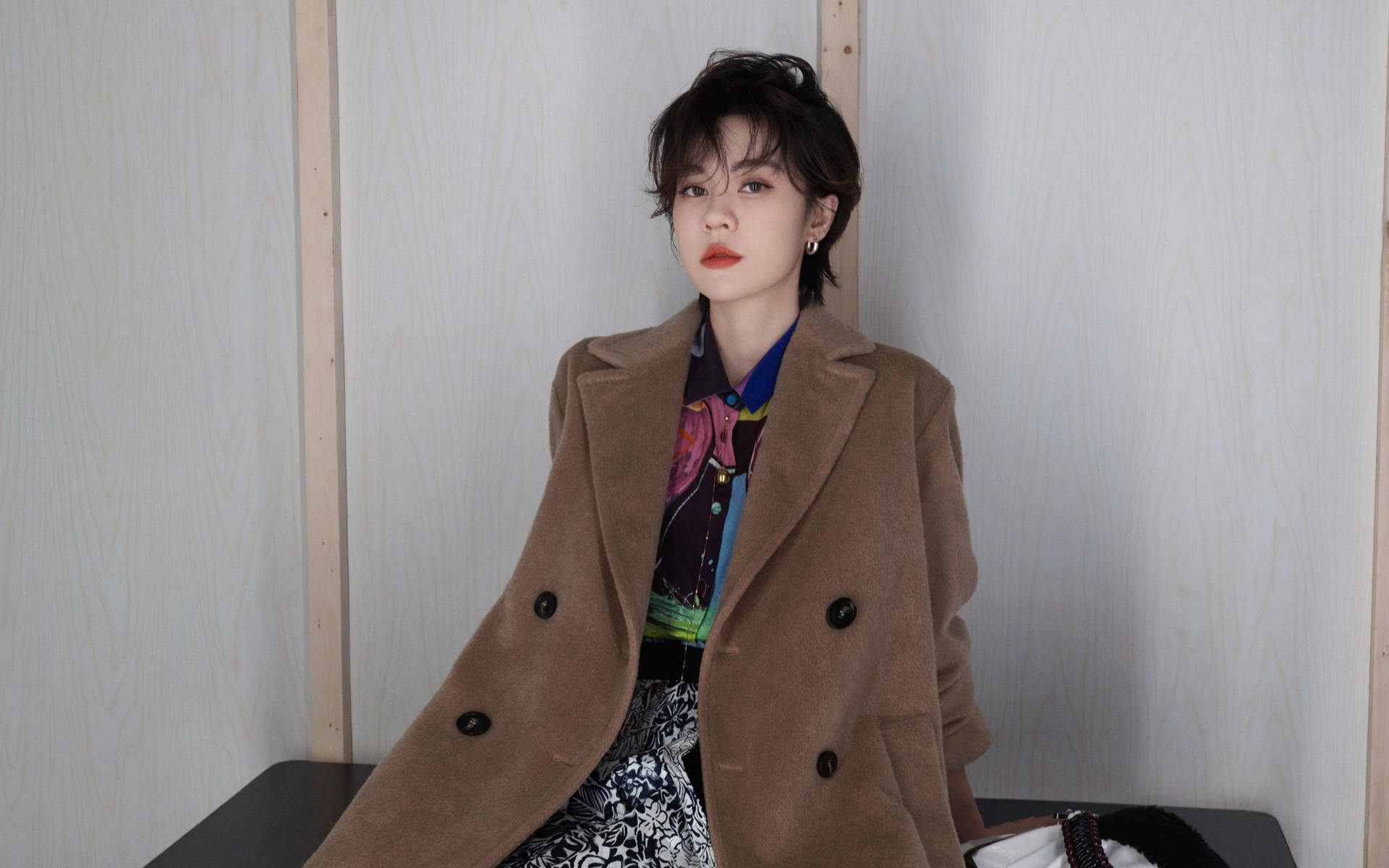高清四川省成都市美女郁可唯雾霾蓝裙写真图片图片 高清四川省成都市美女郁可唯雾霾蓝裙写真图片图片