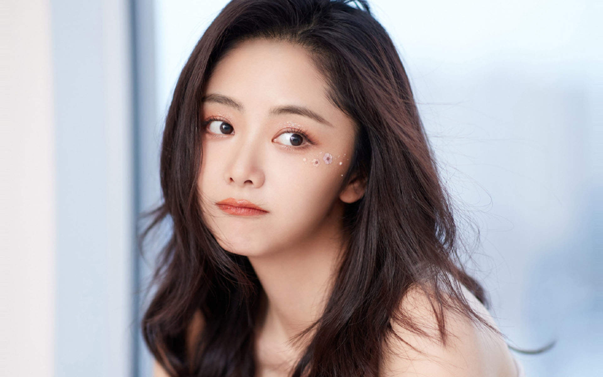 中国内地四川泸州影视女演员可爱女星谭松韵清纯静美写真图片
