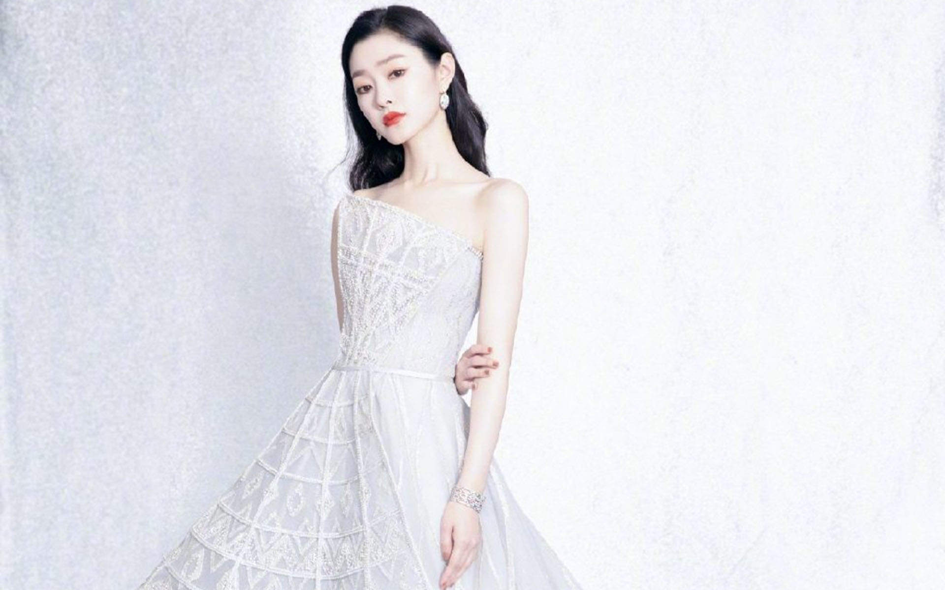 中国内地湖北省荆门女演员宋轶灵动优雅活动图片图片