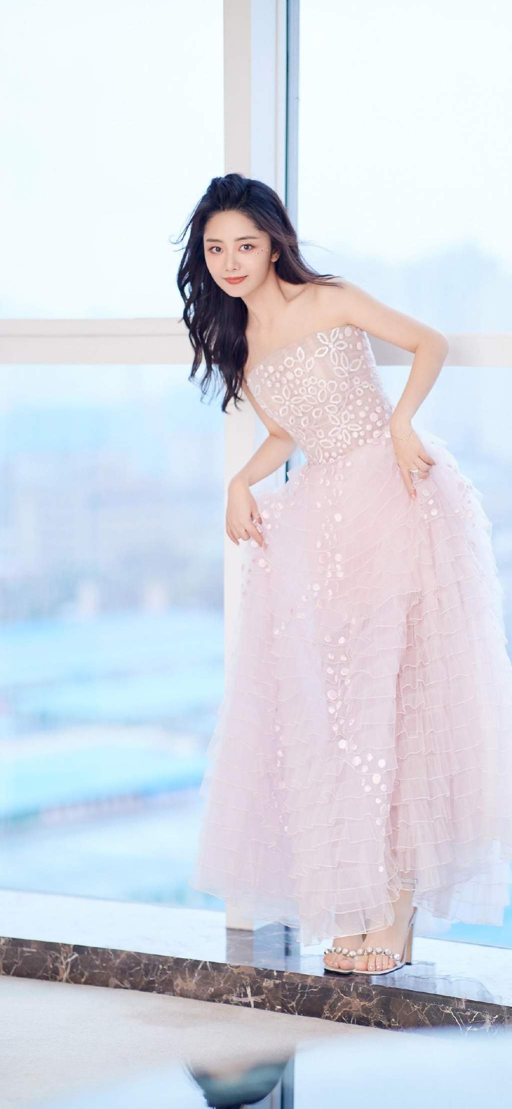 中国内地四川泸州影视女演员可爱女星谭松韵清纯静美写真图片