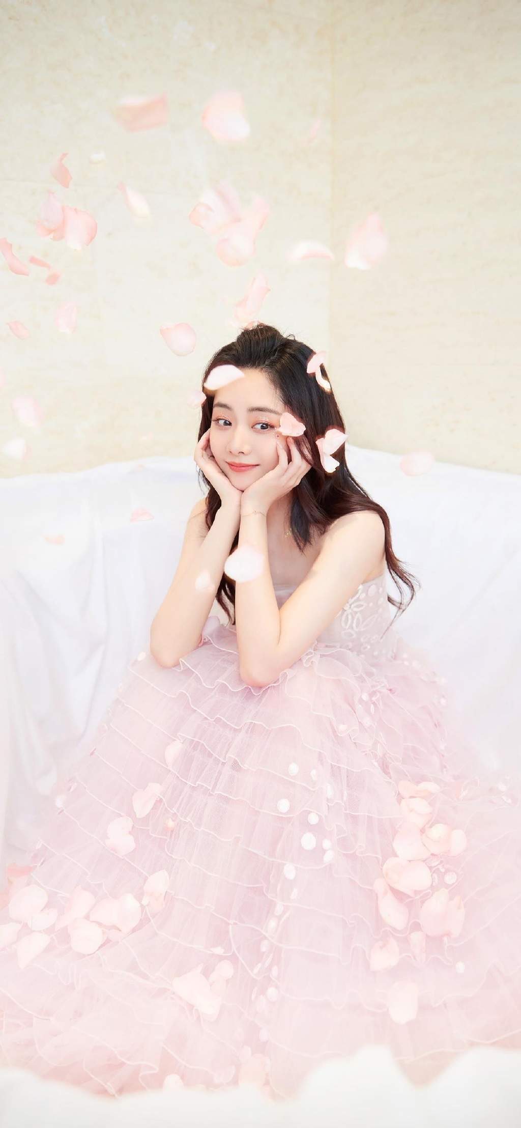 中国内地四川泸州影视女演员可爱女星谭松韵清纯静美写真图片