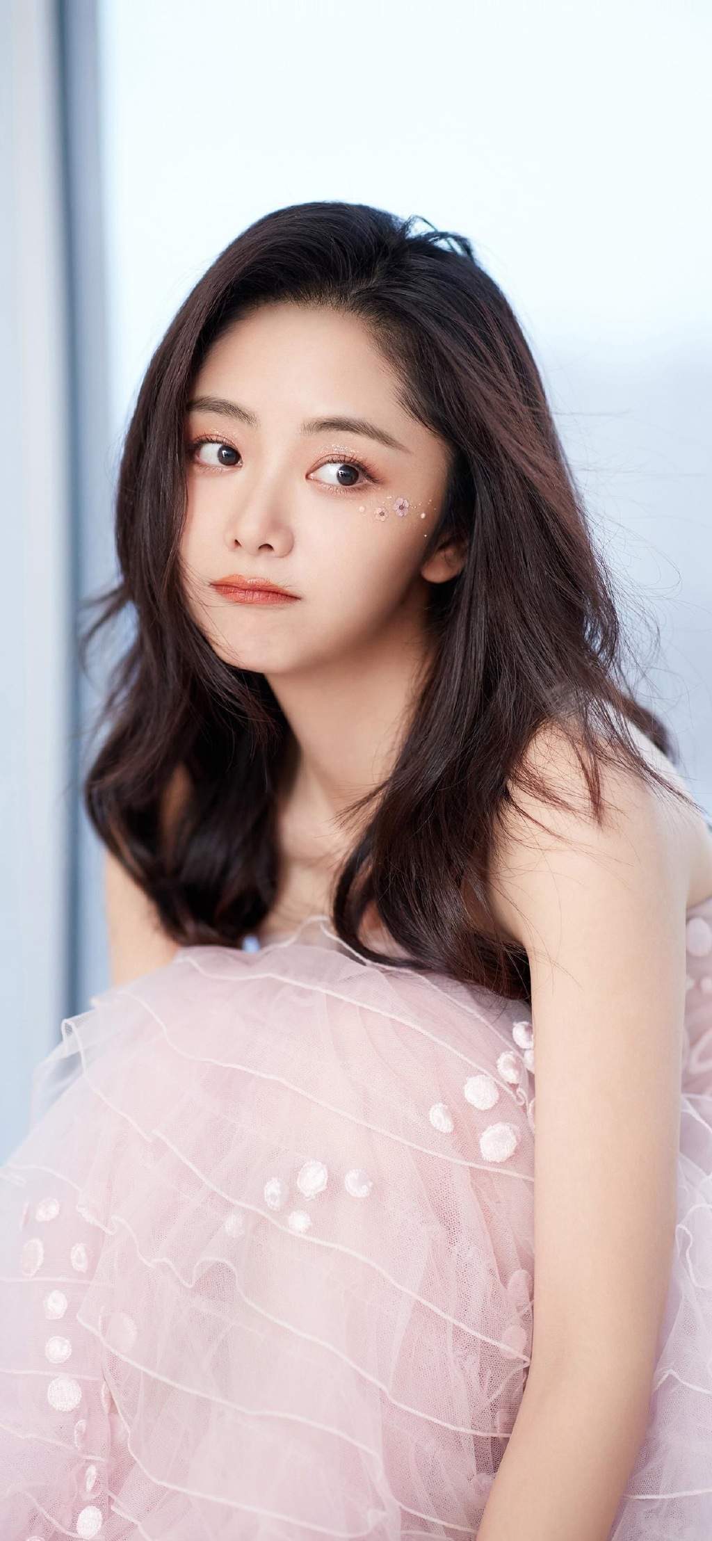 中国内地四川泸州影视女演员可爱女星谭松韵清纯静美写真图片