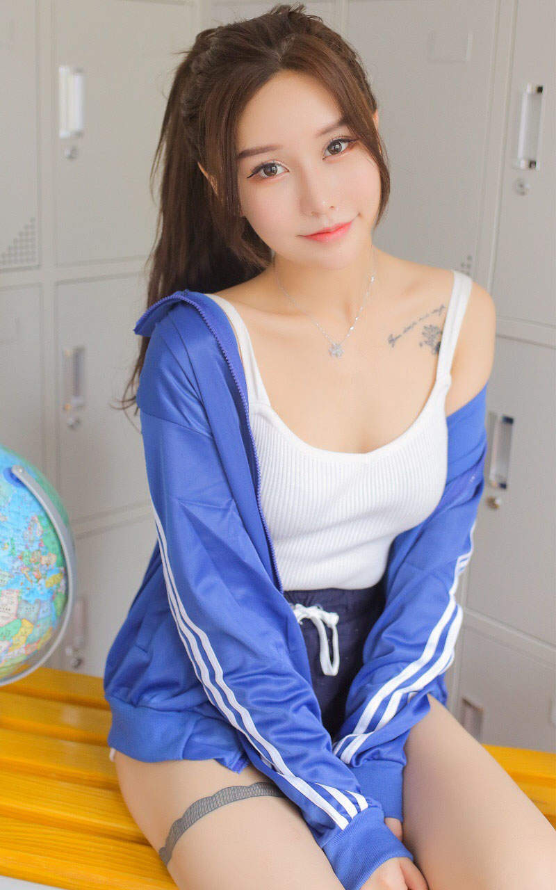 清纯可爱动漫美女手机壁纸图片
