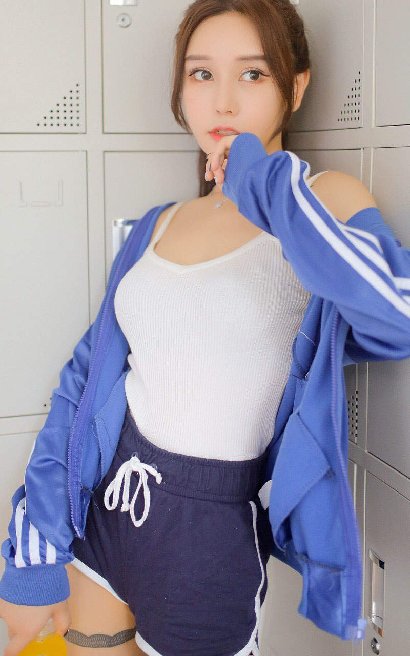 清纯可爱动漫美女手机壁纸图片