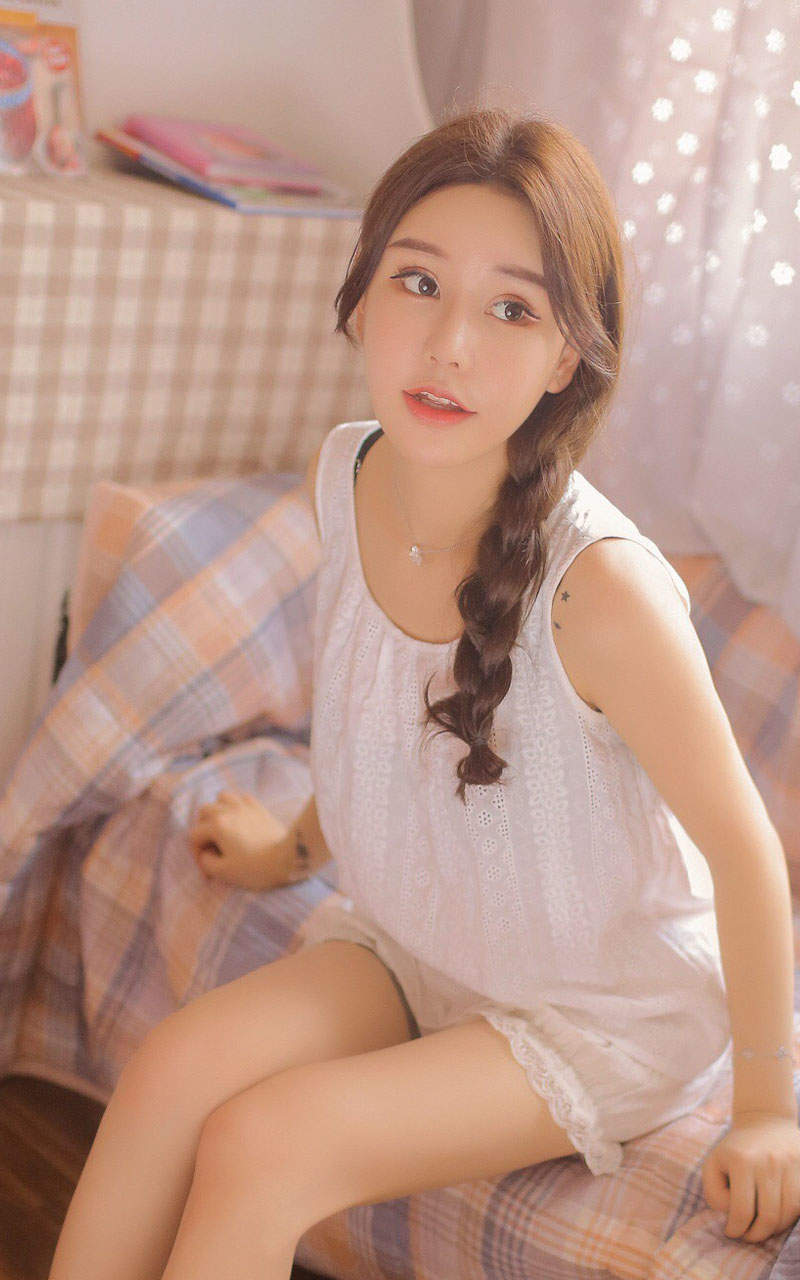 萌系治愈动漫美女手机壁纸图片