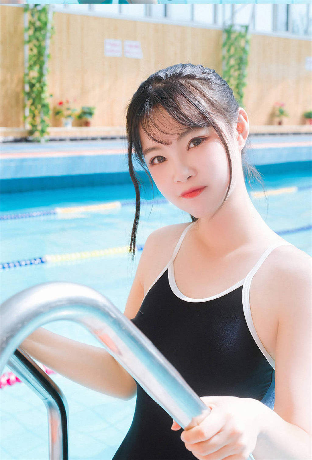 清新甜美动漫美女手机壁纸图片