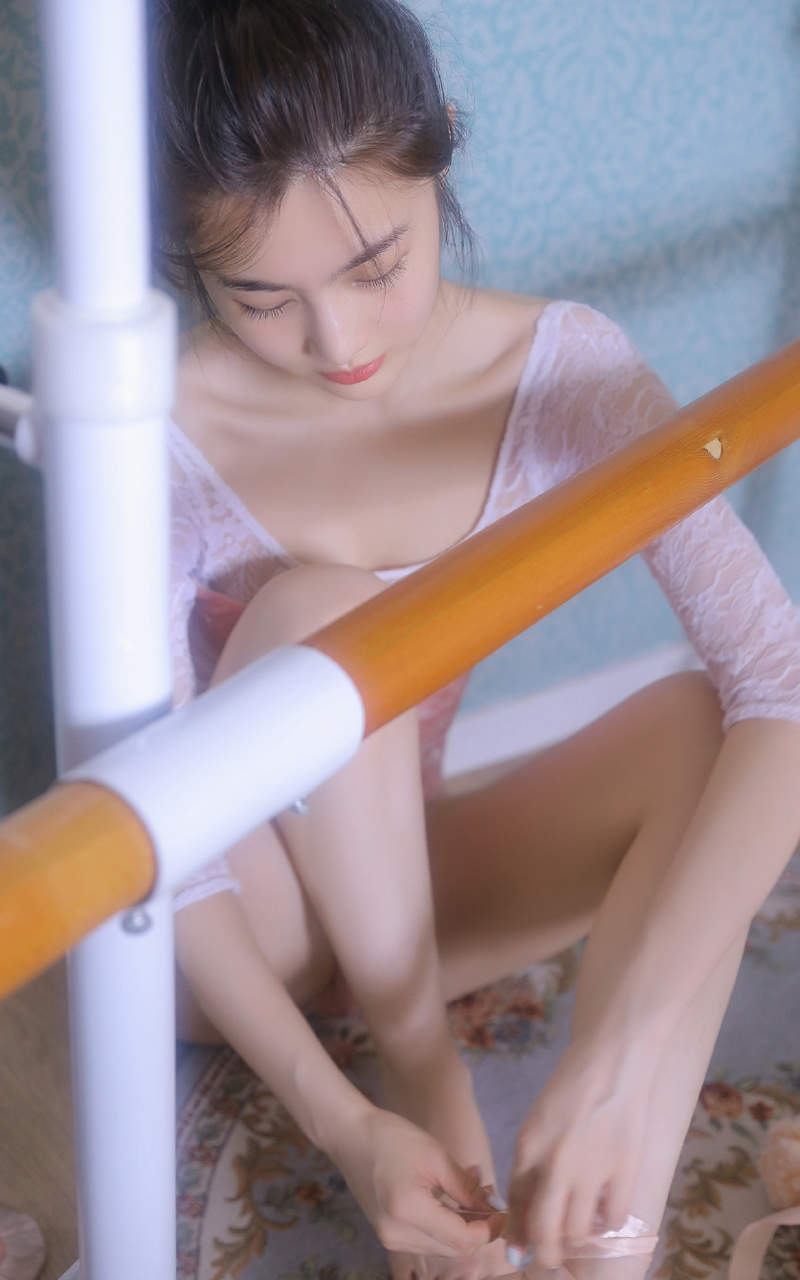 清纯可爱动漫美女手机壁纸图片