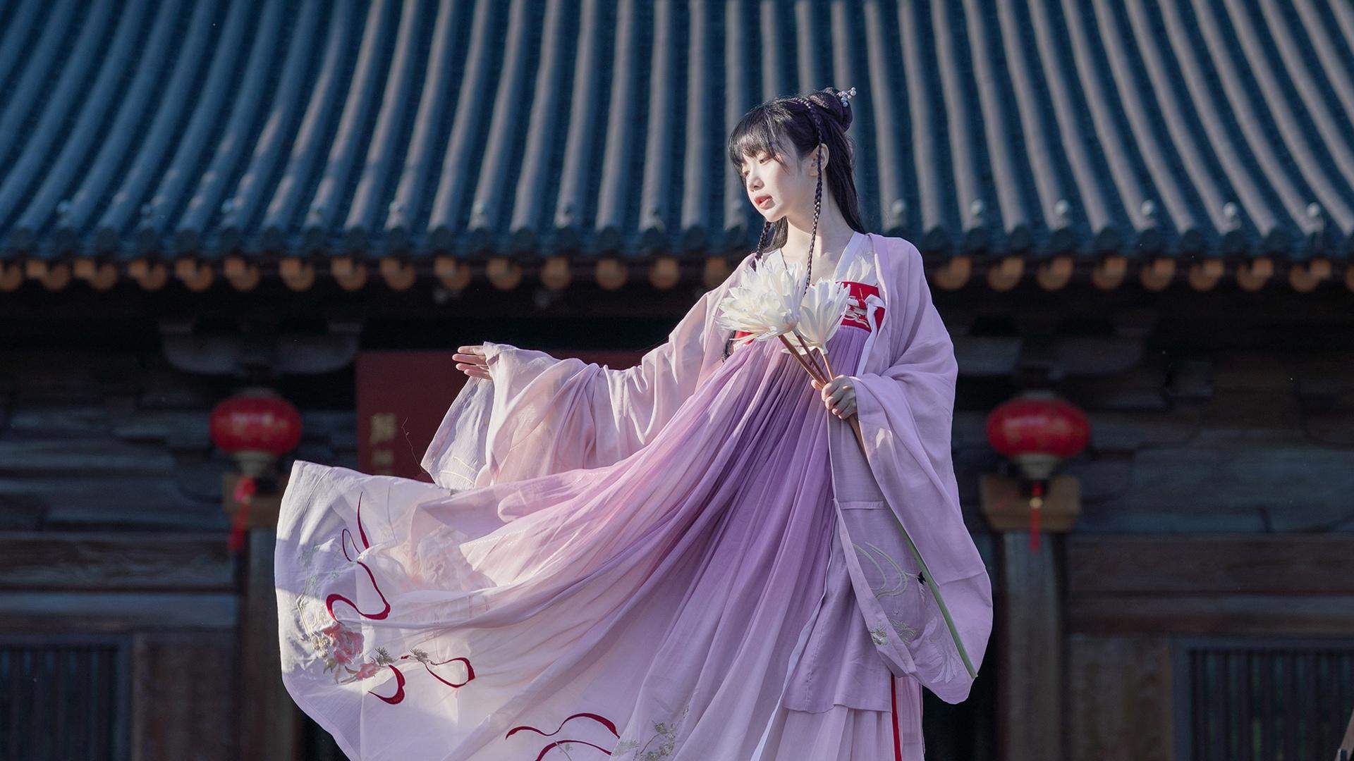 花树下的汉服美女清纯靓丽如花似玉写真图片图片