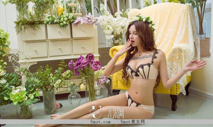 曾嘉琪图片