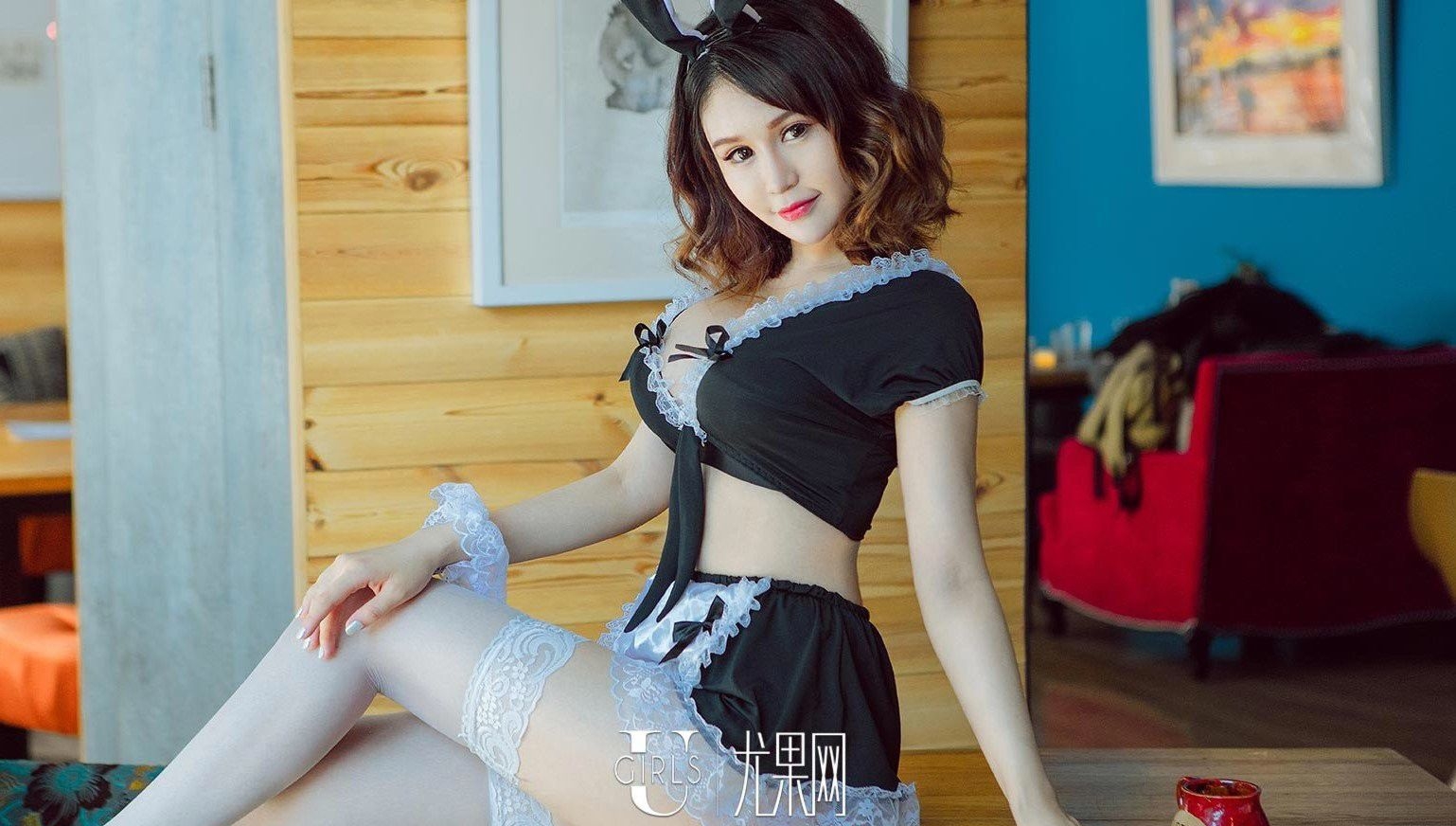 颜爱泽图片