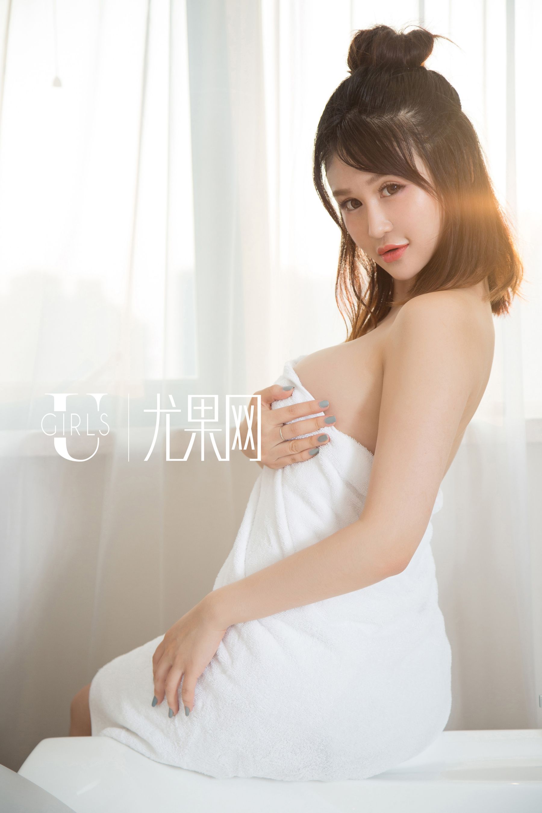 颜爱泽图片