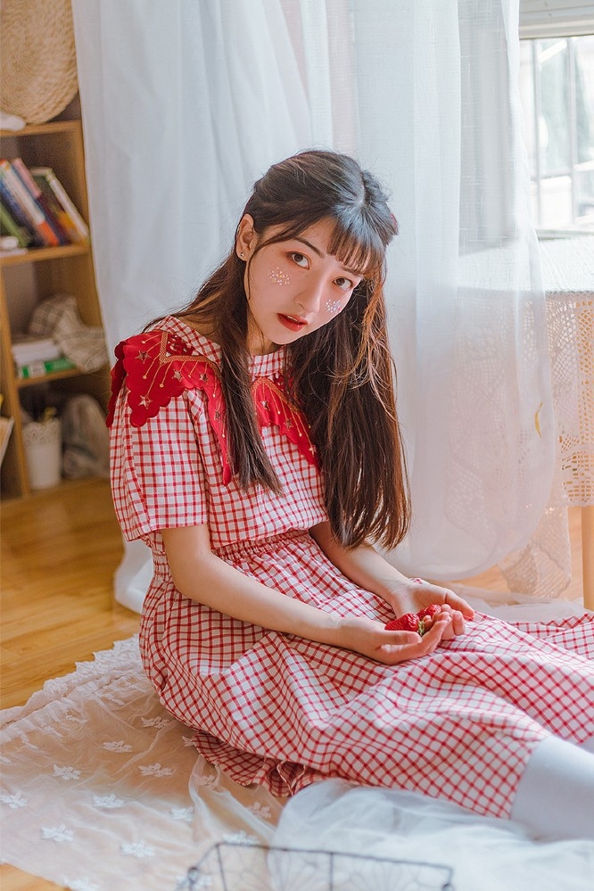 性感美女高兮妍抚媚诱惑迷人写真图片合集(二)图片