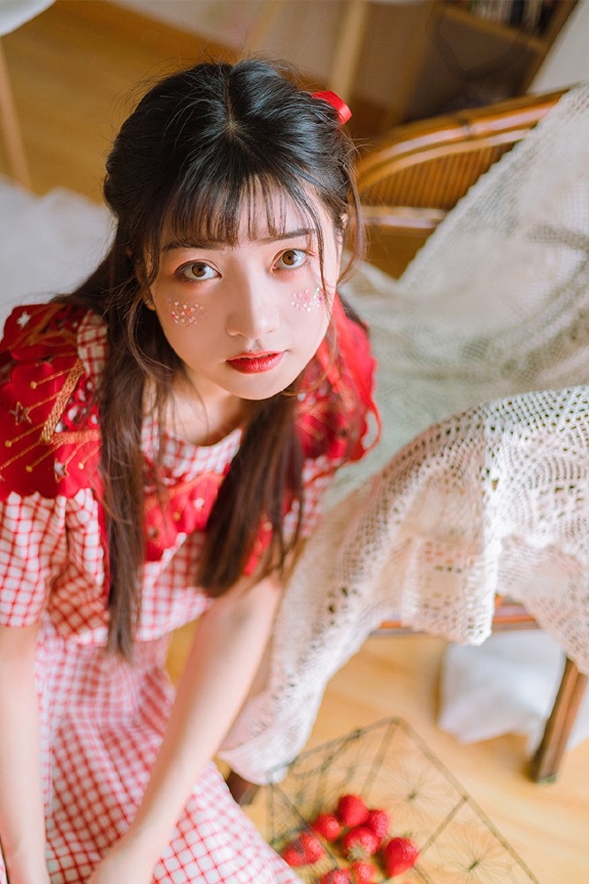 妮小妖图片