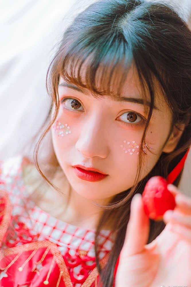 妮小妖图片