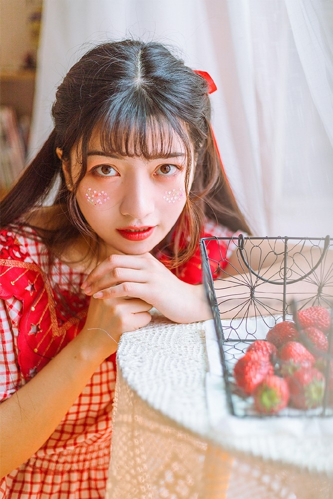 妮小妖图片