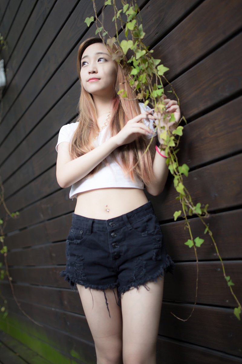 妮小妖图片