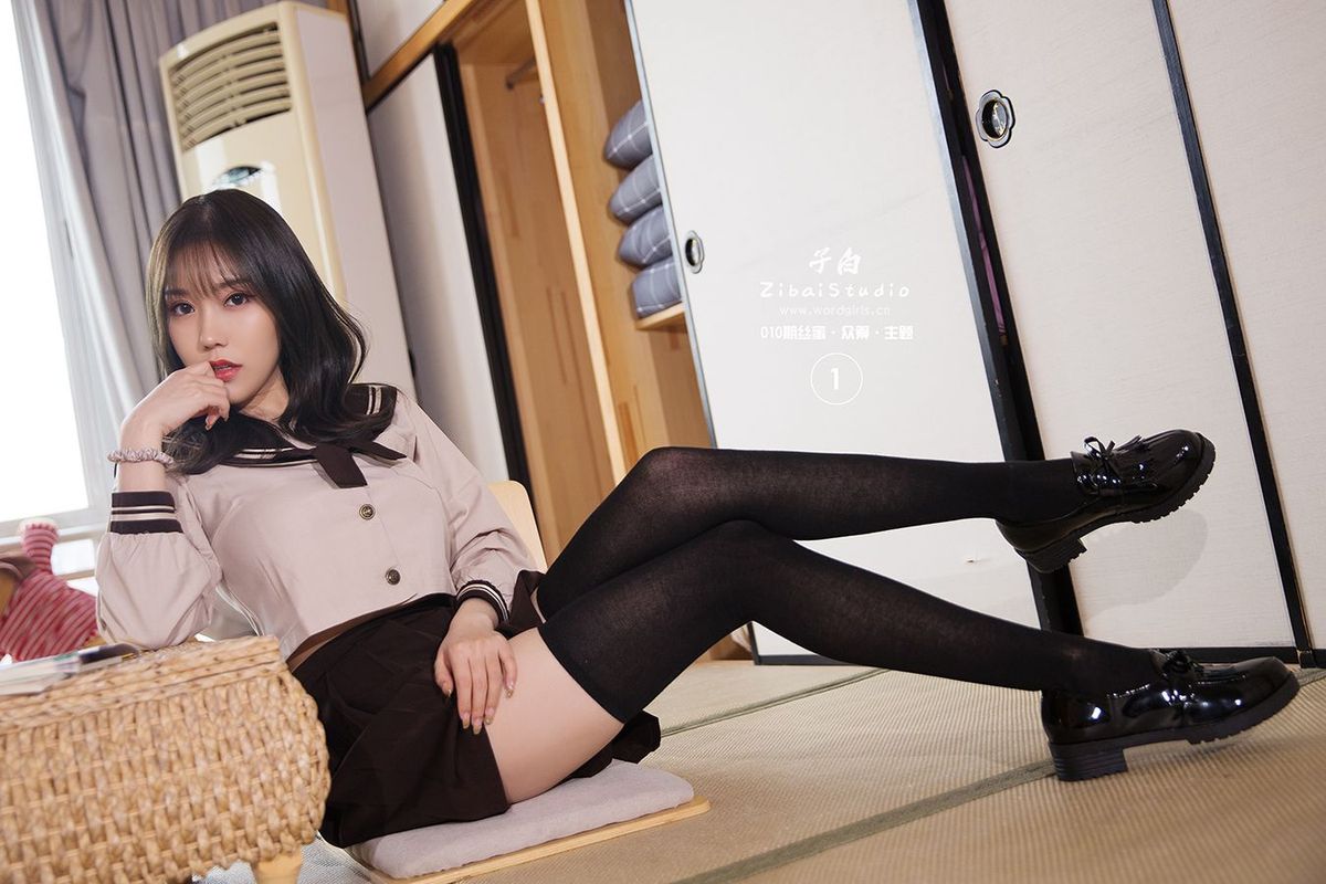 陈亦菲图片