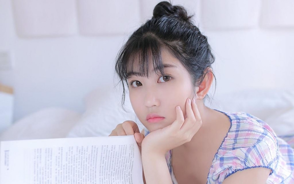 美女王尔琳图片