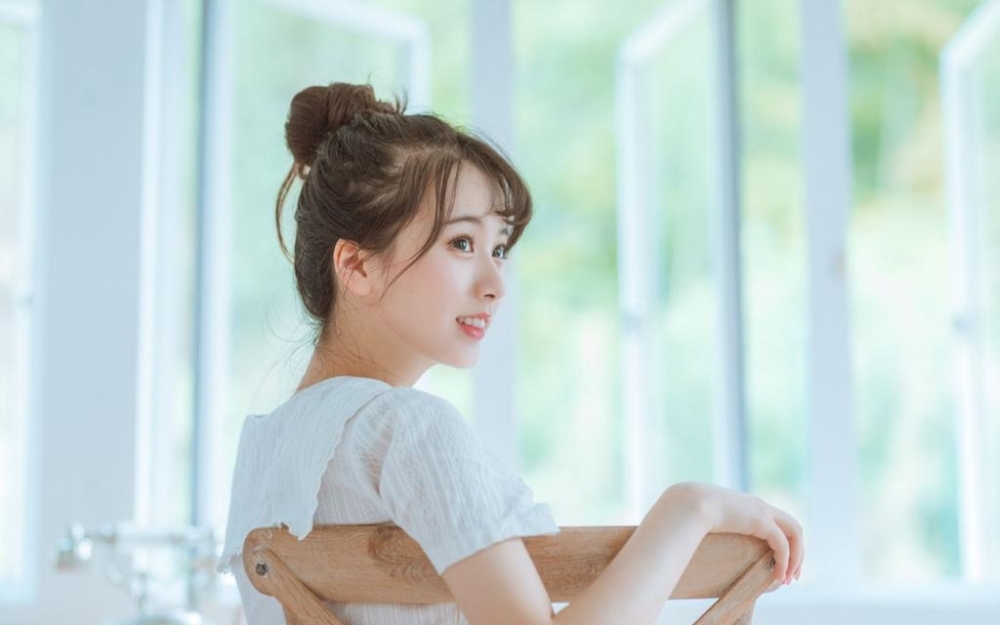 美女王尔琳图片