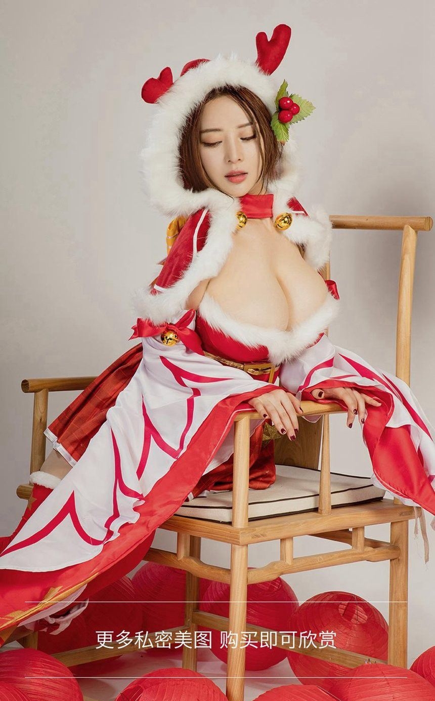 美女爱菲图片