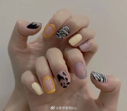 美甲ins 美甲ins风格图片图片