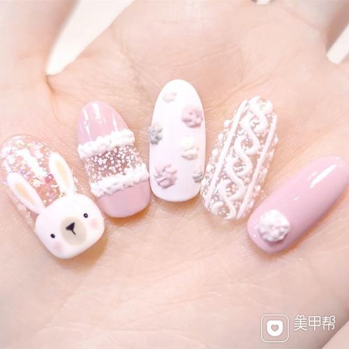 白美甲图片