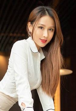 美女内衣妩媚火辣徐安安肉丝美脚曲线尽显贴心服务高清美女写真