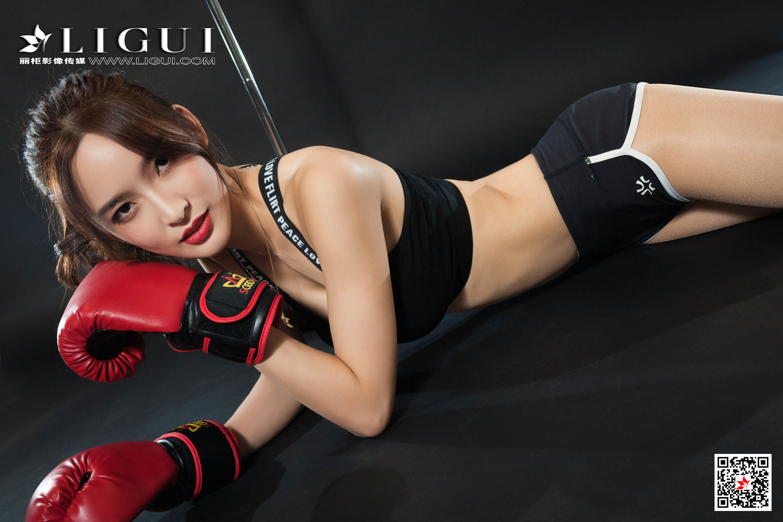 美女模特图片