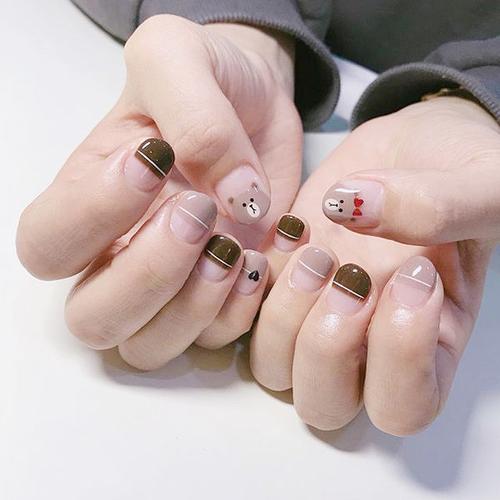 简单的美甲 简单大方的美甲图片款式图片