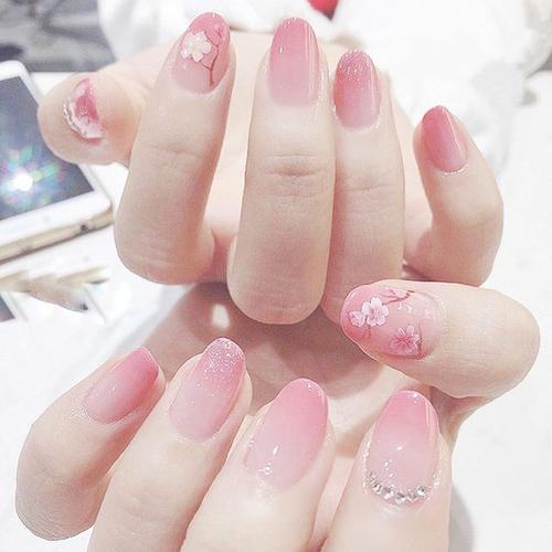 热门美甲图片