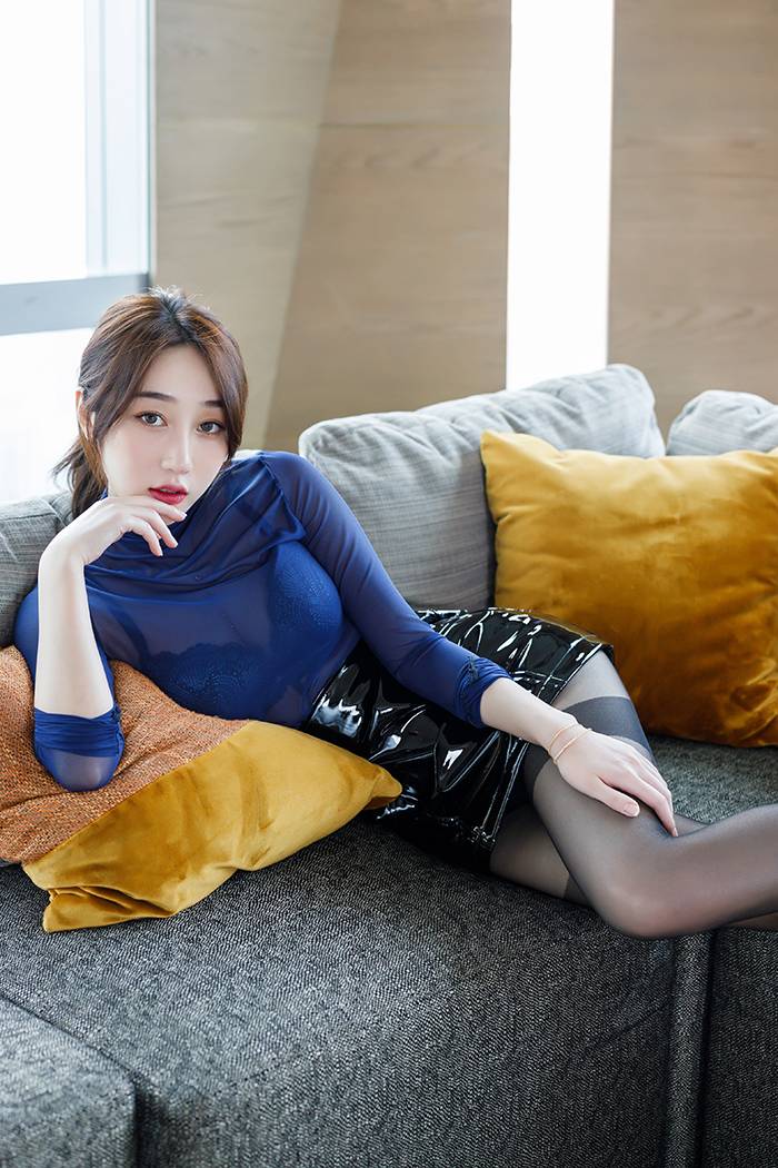 亚洲美女职业催情师沈梦瑶黑丝美脚隐约漏乳高清模特写真集图片