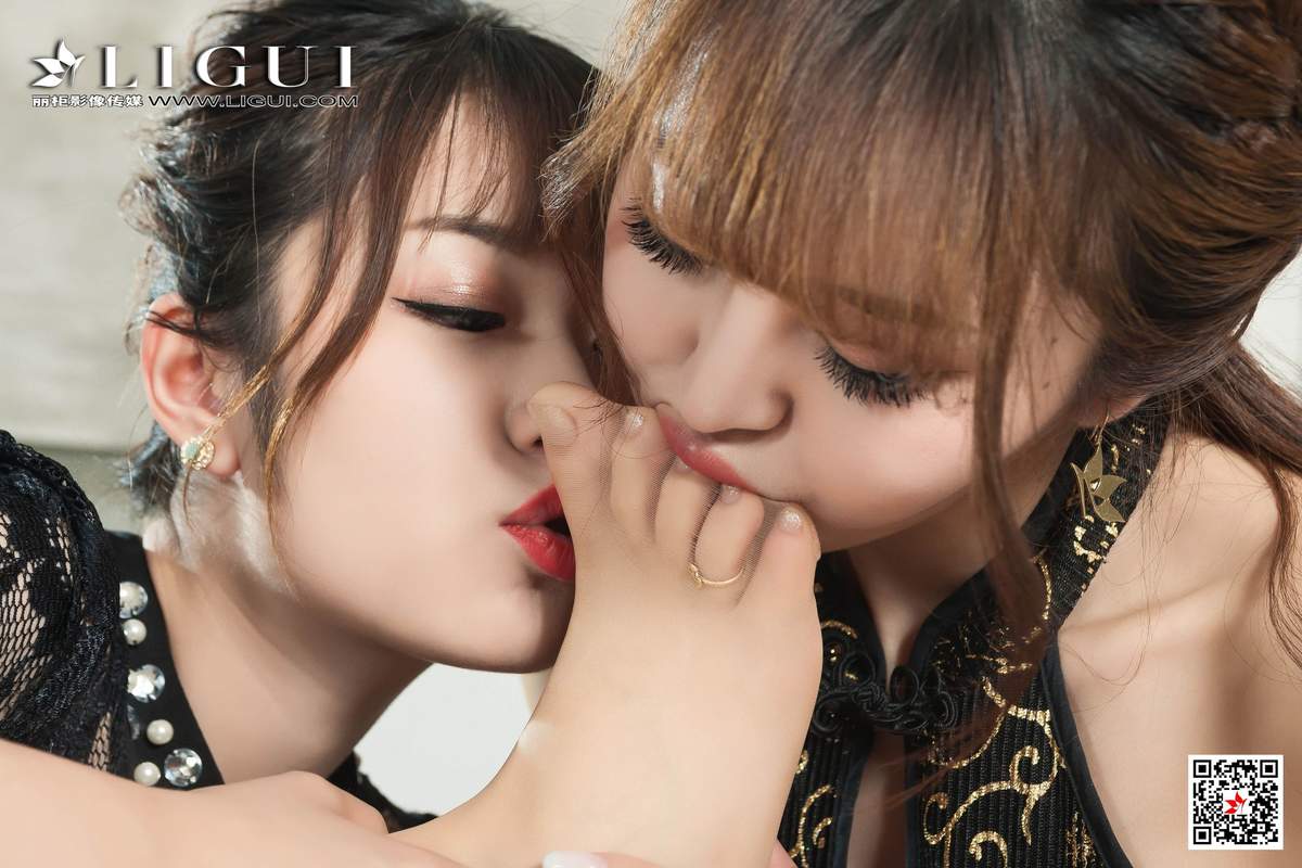 姐妹花内衣秀生活摄影然然凉儿沙滩丝袜诱惑美腿丝足写真集图片