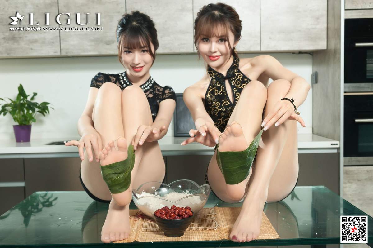 姐妹花内衣秀生活摄影然然凉儿沙滩丝袜诱惑美腿丝足写真集图片