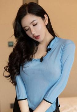 日韩高清67194令人流连忘返的长卷发少妇心妍波涛汹涌透视性感身姿美女图片