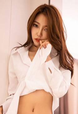 黑丝透明内内裤秀风骚梦中情人冯木木丝滑美乳激情湿身诱惑