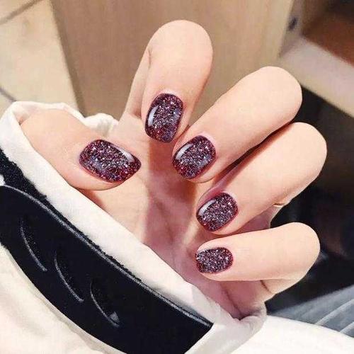 灰美甲图片