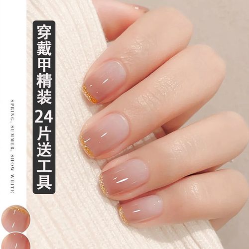 磨砂红色美甲 磨砂红色美甲图片带钻图片