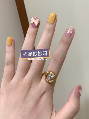 橙美甲图片