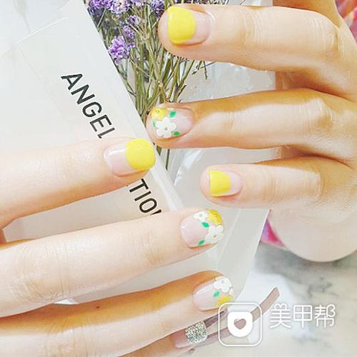 橙美甲图片