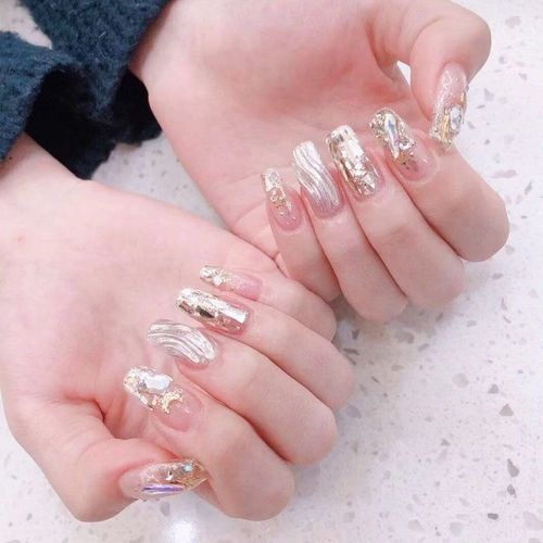 灰美甲图片