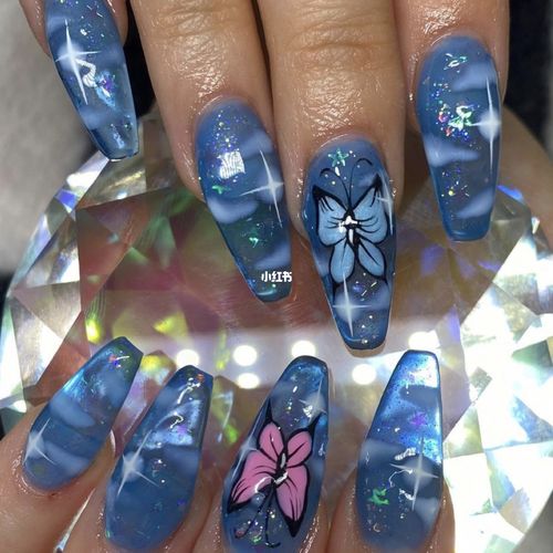 灰美甲图片